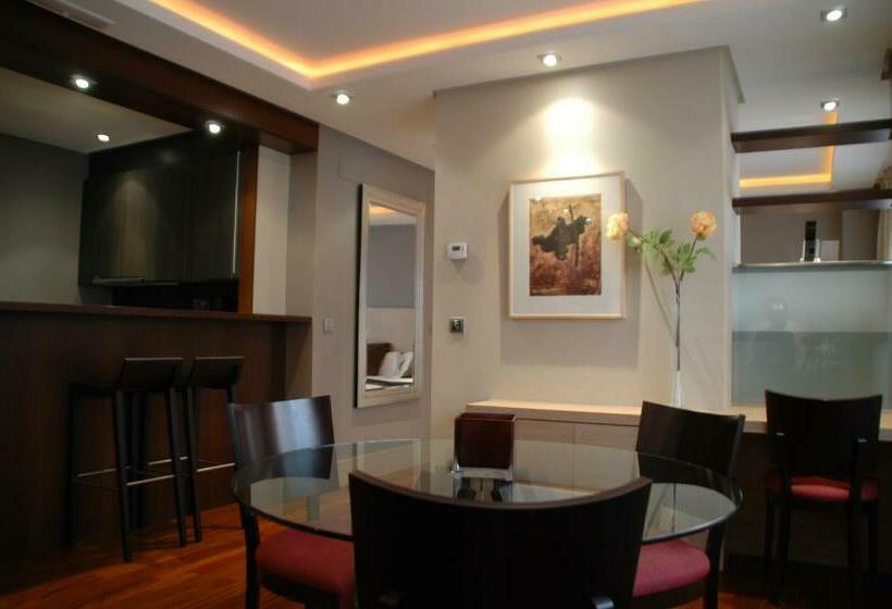 استودیوی سوپریور, Washington Parquesol Suites &