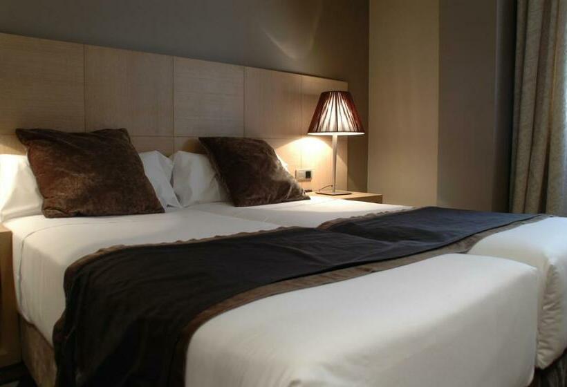 استودیوی سوپریور, Washington Parquesol Suites &