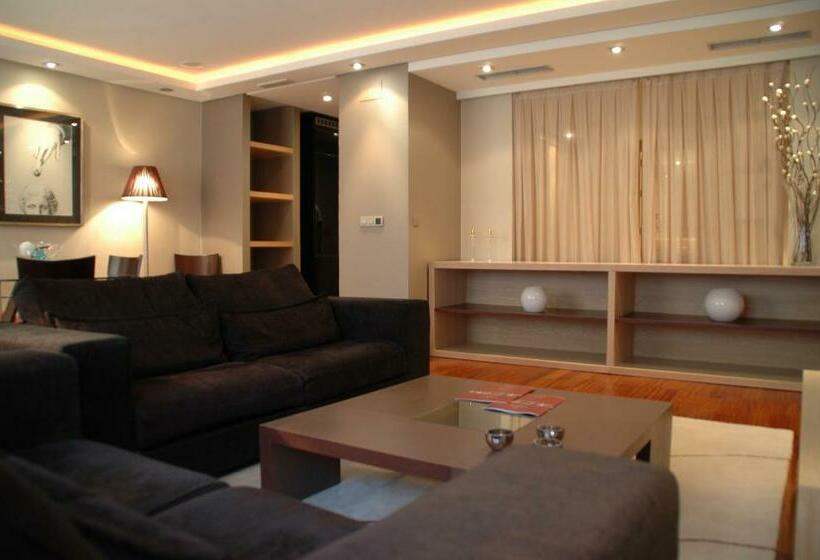 Estudio Superior, Washington Parquesol Suites &