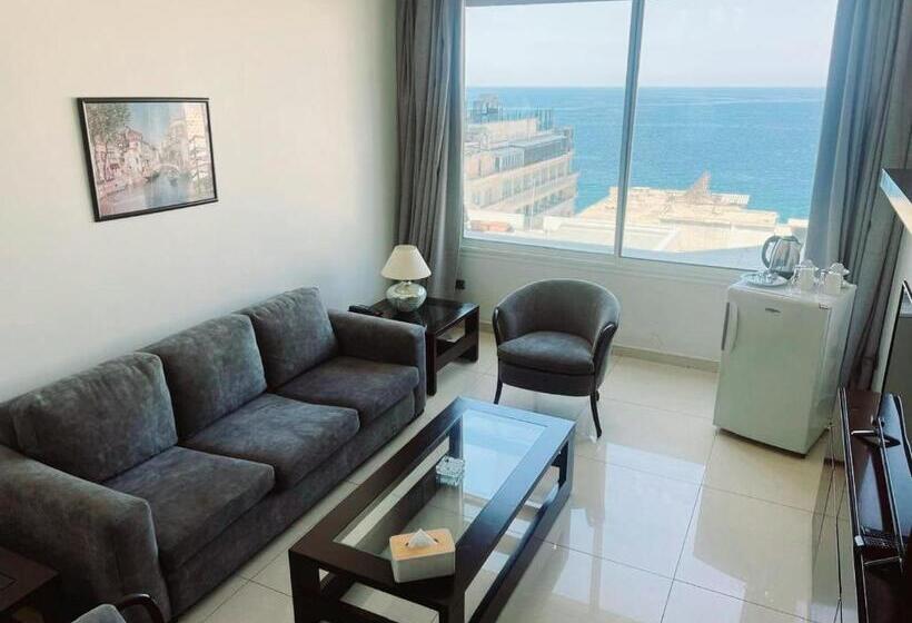 سوییت با چشم‌انداز دریا, Ny Suites