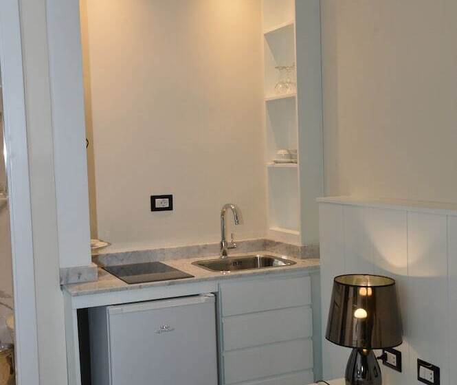 استودیوی سوپریور, Ny Suites