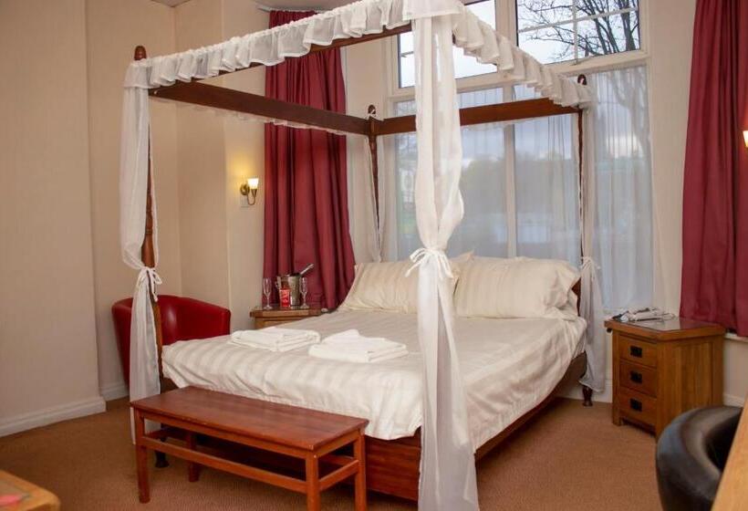 Номер Deluxe, Ascot Grange Hotel   Voujon Resturant