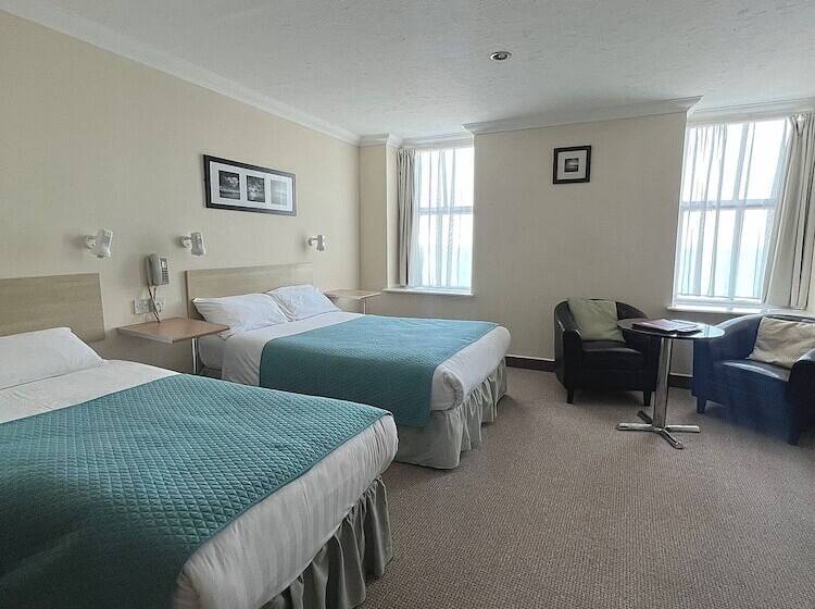Семейный Номер Вид на Море, Eastbourne Riviera