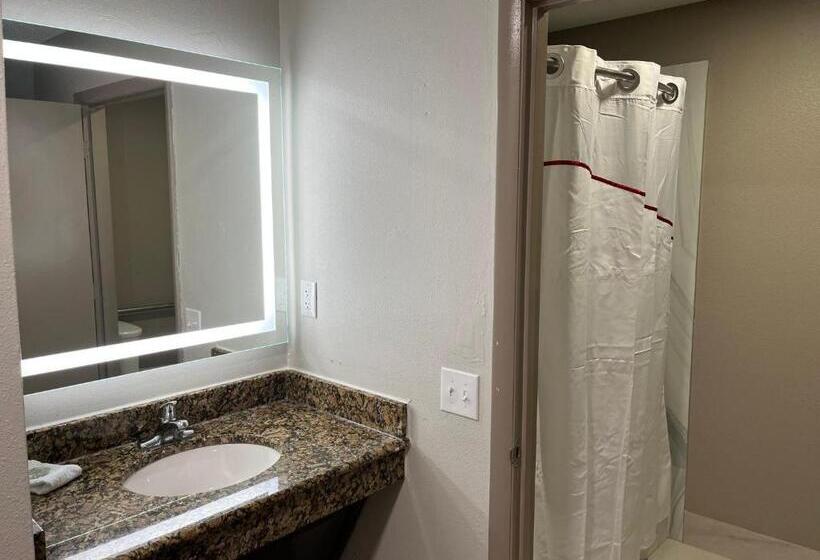 Номер Superior, Red Roof Inn & Suites Newport News