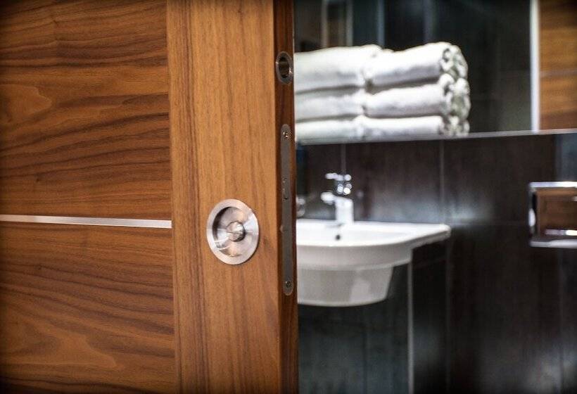 Номер Стандарт Трехместный, The W14 Kensington
