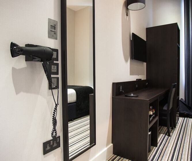 Номер Стандарт Трехместный, The W14 Kensington