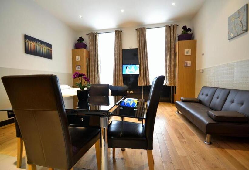Студия Стандарт, Hyde Park Apartments