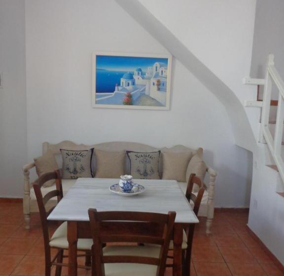 ویلای 2 خوابه, Langas Villas