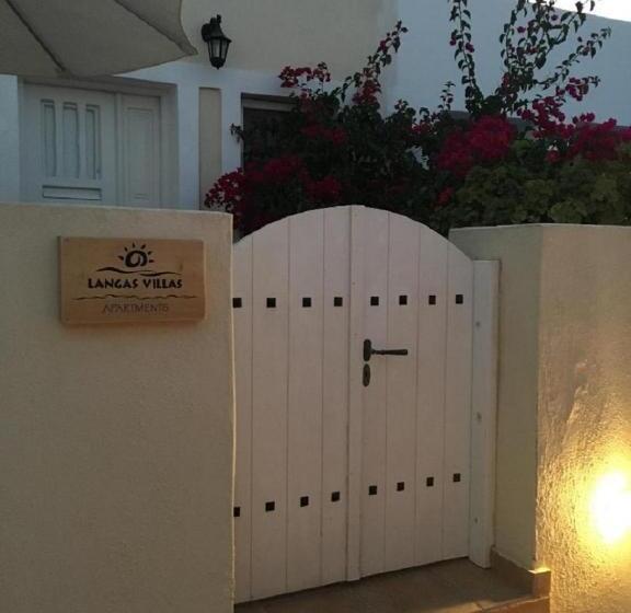 ویلای 2 خوابه, Langas Villas