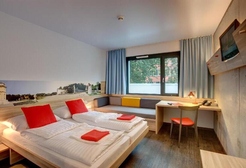 Standardzimmer, Meininger Hotel Wien Downtown Franz