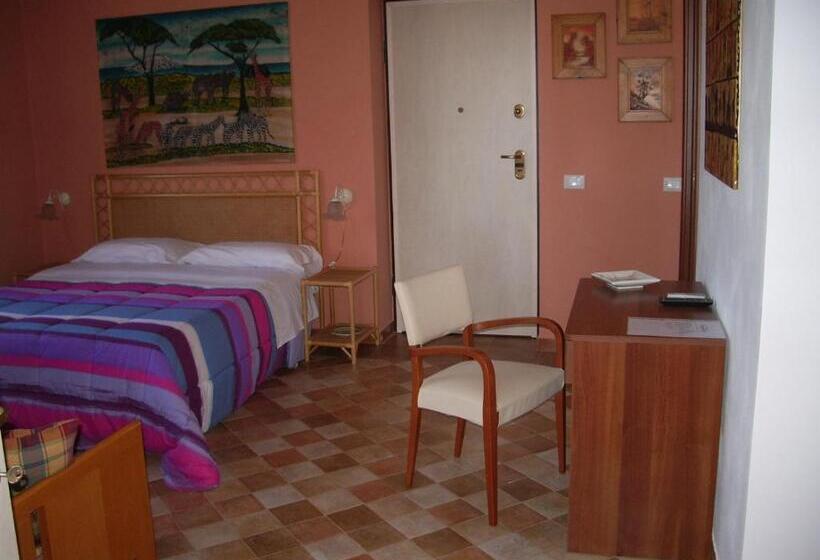 スタンダード４人部屋, Villa Dei Giardini