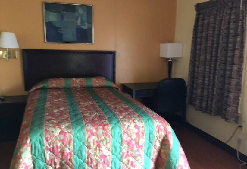 Номер Стандарт 2 Двуспальные Кровати, Skyland Inn   Bristol
