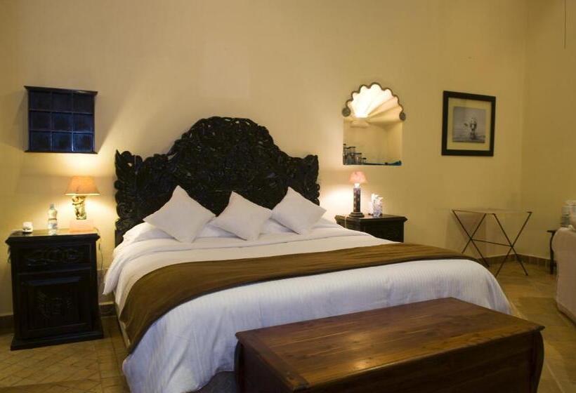 سوییت لوکس, Casalinda San Miguel