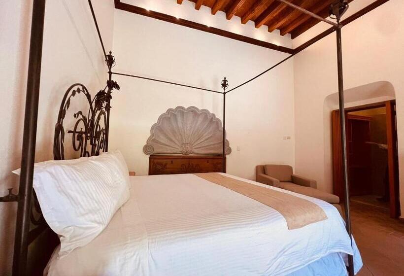 سوییت سوپریور, Casalinda San Miguel
