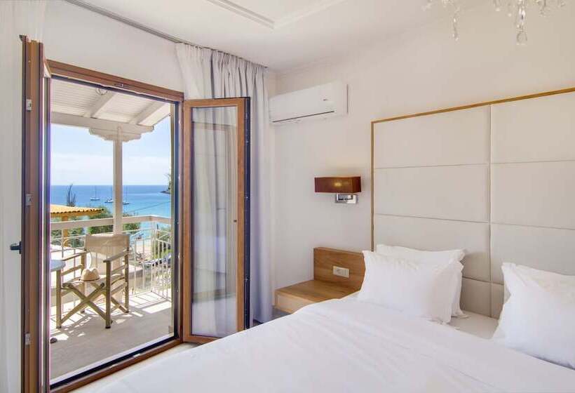اتاق سوپریور, Valtos Beach