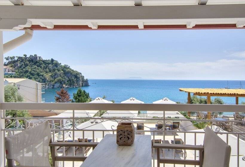 اتاق سوپریور, Valtos Beach