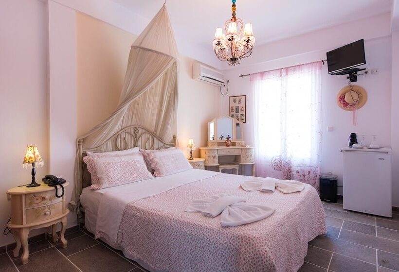 اتاق اساندارد با چشم‌انداز جانبی به دریا, Villa Areto