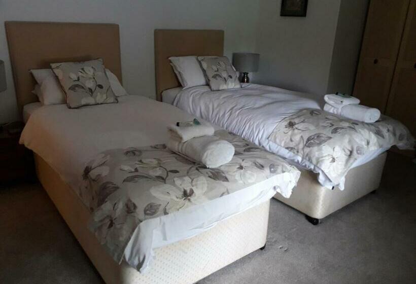 标准间, White Horse Inn