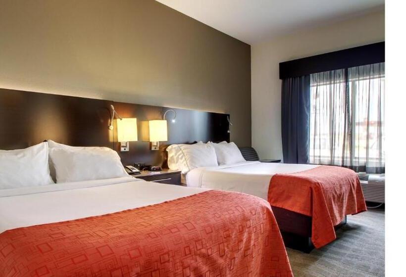 Люкс Адаптированный для Инвалидов, La Quinta Inn & Suites By Wyndham Meridian