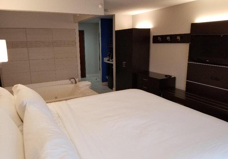 带大床的标准间, Holiday Inn Express Birch Run Frankenmuth Area, An Ihg