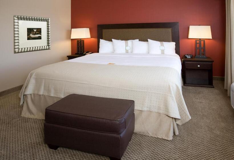 סוויטת אקזקיוטיב, עם מיטת קינג, Holiday Inn & Suites Bakersfield, An Ihg