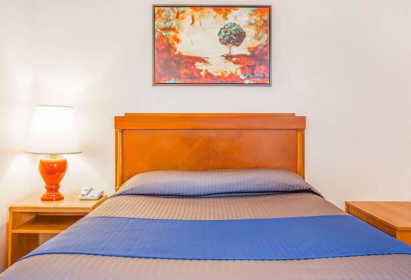 Номер Стандарт Двуспальная Кровать, Knights Inn Merritt
