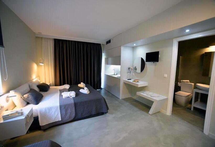 استودیوی لوکس, Olive Press Hotel & Apartments