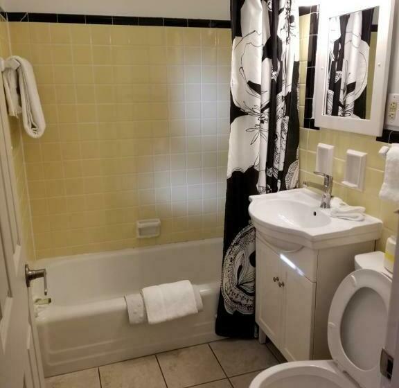 Номер Стандарт, Gateway Inn