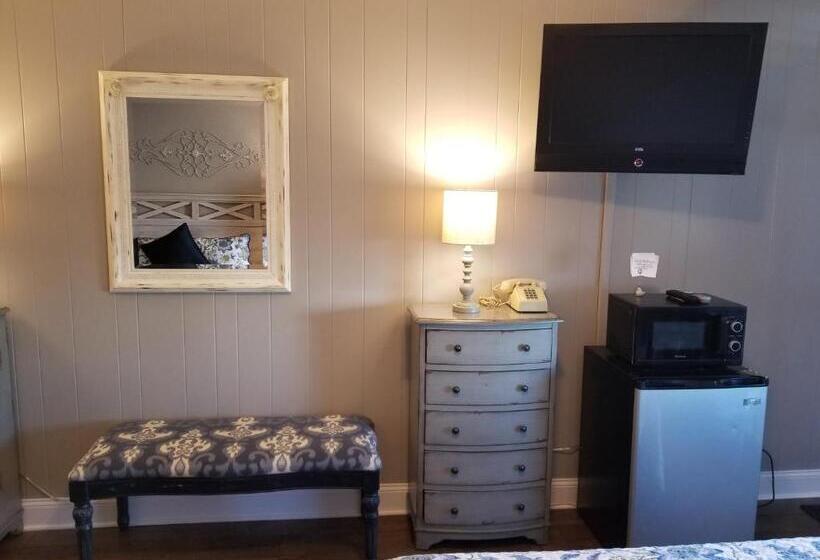 Номер Стандарт, Gateway Inn