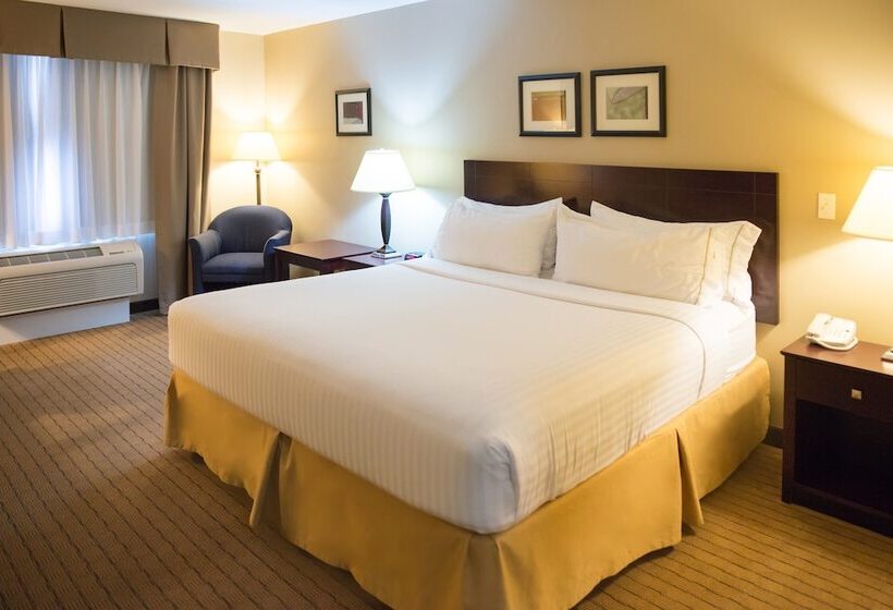 스위트, Holiday Inn Express Devils Lake, An Ihg