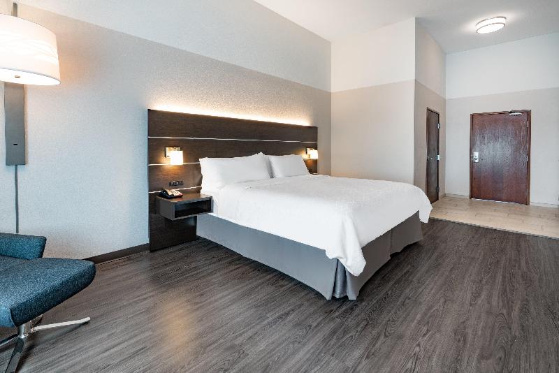 Стандартный Номер Кровать Кинг, Holiday Inn Express & Suites Trinidad, An Ihg