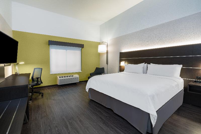 Стандартный Номер Кровать Кинг, Holiday Inn Express & Suites Trinidad, An Ihg