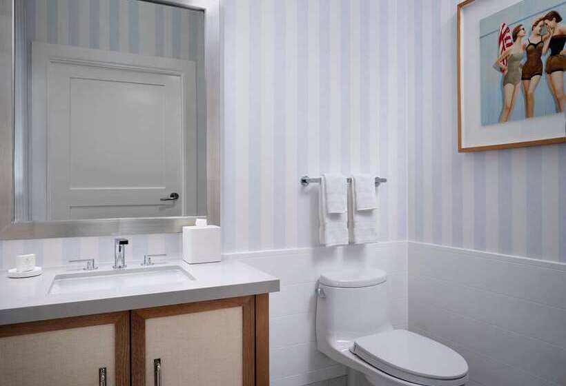 اتاق سوپریور با تخت بزرگ, Hilton Richmond Hotel & Spa/short Pump