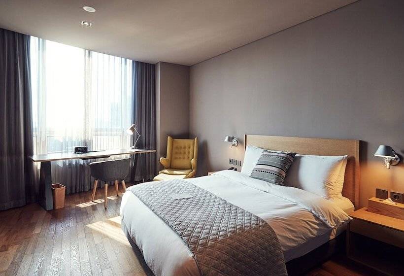 Quarto Estandar, La Casa Hotel Seoul