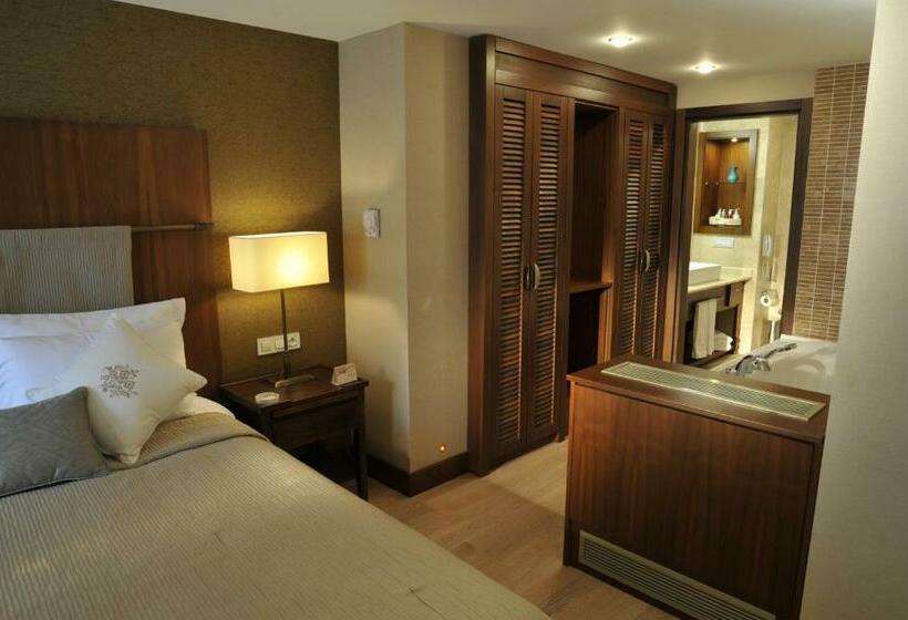 سوییت, Marti Resort Deluxe