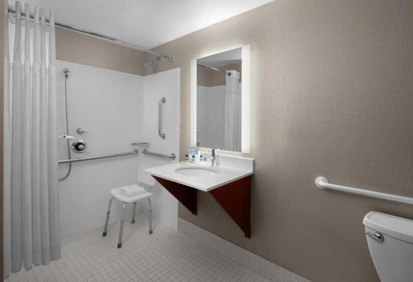 استودیوی استاندارد, Springhill Suites Pittsburgh Southside Works