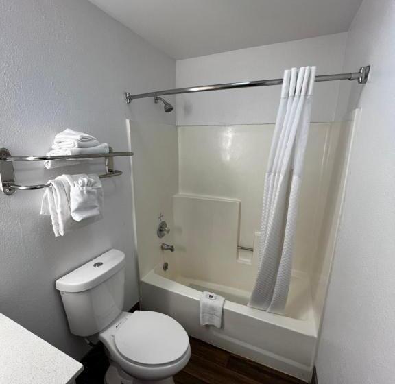 اتاق استاندارد با تخت بزرگ, Studio 6 Suites Flagstaff Az