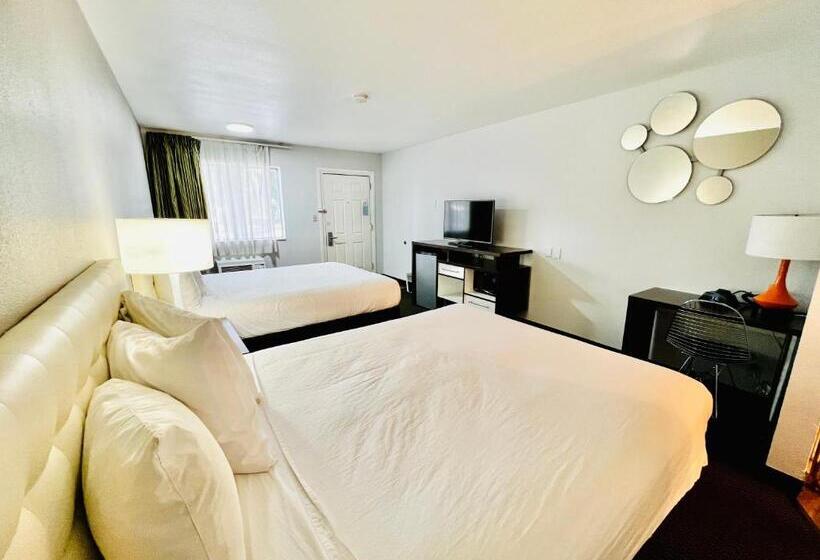 سوییت لوکس, Studio 6 Suites Flagstaff Az