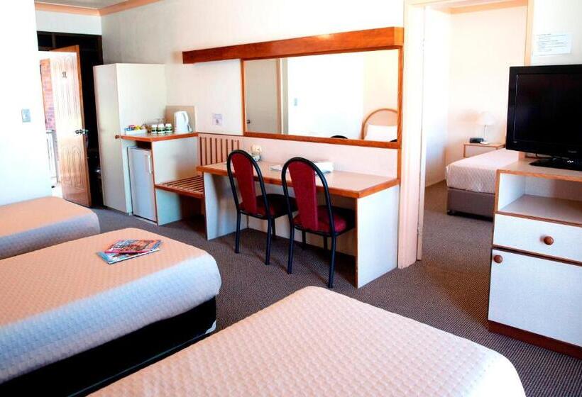 2 베드룸 패밀리 스위트, Longreach Motor Inn