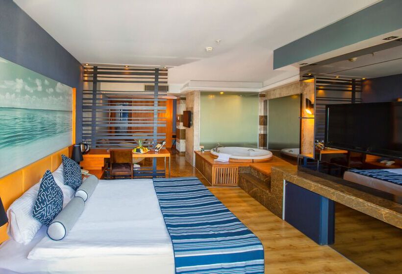 豪华房间带漩涡浴缸, Sherwood Blue Belek  Adults Only