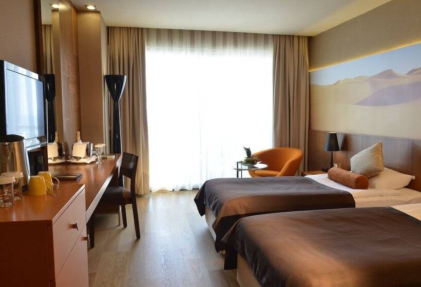 اتاق اساندارد با چشم‌انداز جانبی به دریا, Sherwood Blue Belek - Adults Only