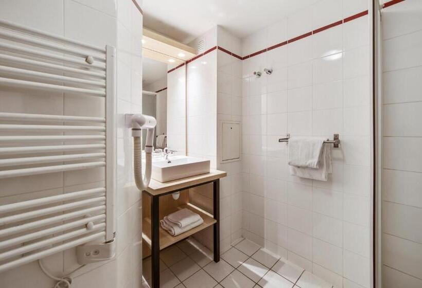 Студия Стандарт, Comfort Aparthotel Versailles, St Cyr L Ecole