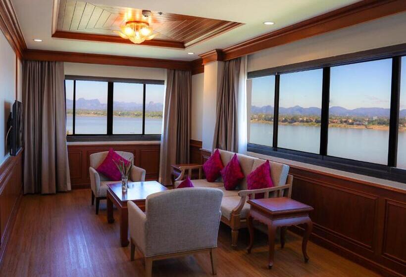 リバービュースイート, Fortune River View Hotel Nakhon Phanom