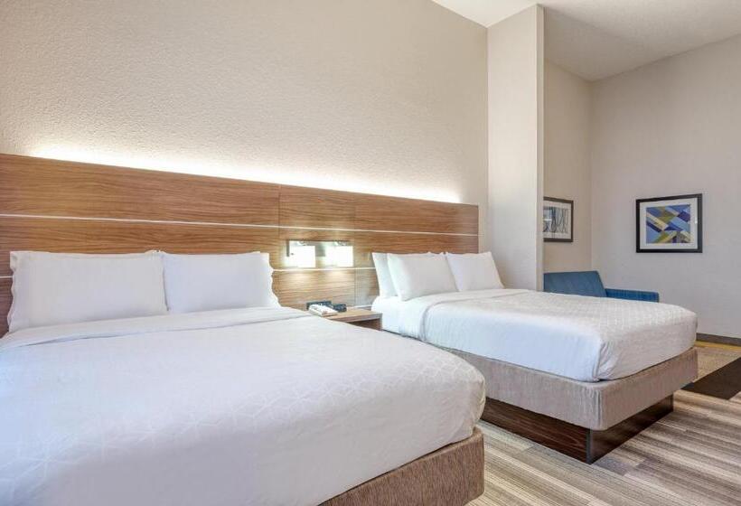 Люкс, Holiday Inn Express & Suites Vandalia, An Ihg