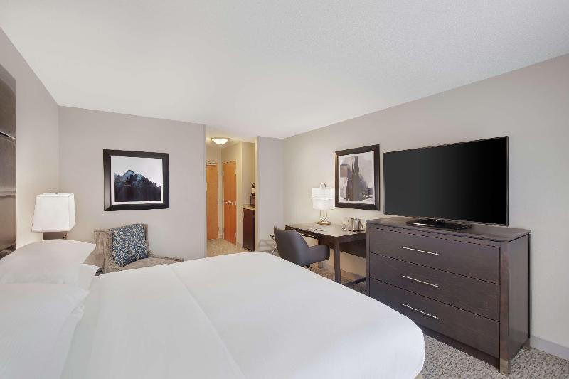 Стандартный Номер Кровать Кинг, Doubletree By Hilton Richmond Airport