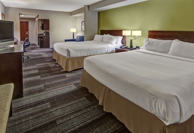 סוויטה, Holiday Inn Express & Suites Cookeville, An Ihg