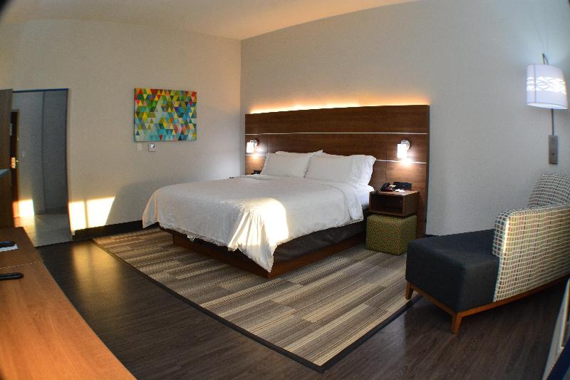Люкс Кровать Кинг, Holiday Inn Express Seguin, An Ihg