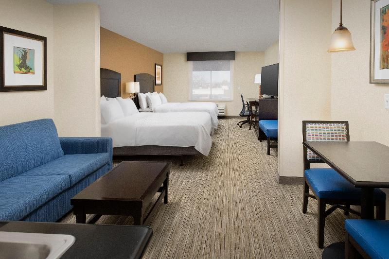 Люкс Адаптированный для Инвалидов, Holiday Inn Express Hotel & Suites Uvalde By Ihg