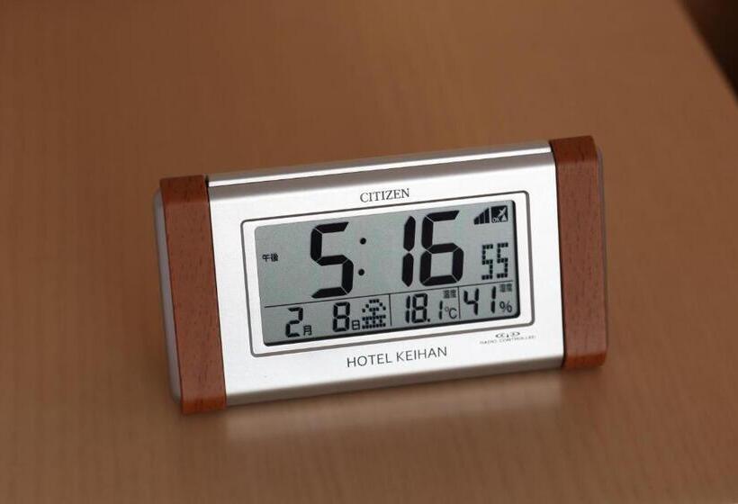 اتاق استاندارد چهار تخته, Keihan Kyobashi Grande