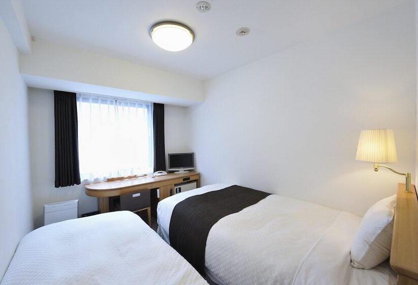 Номер Стандарт, Court Hotel Shin Yokohama